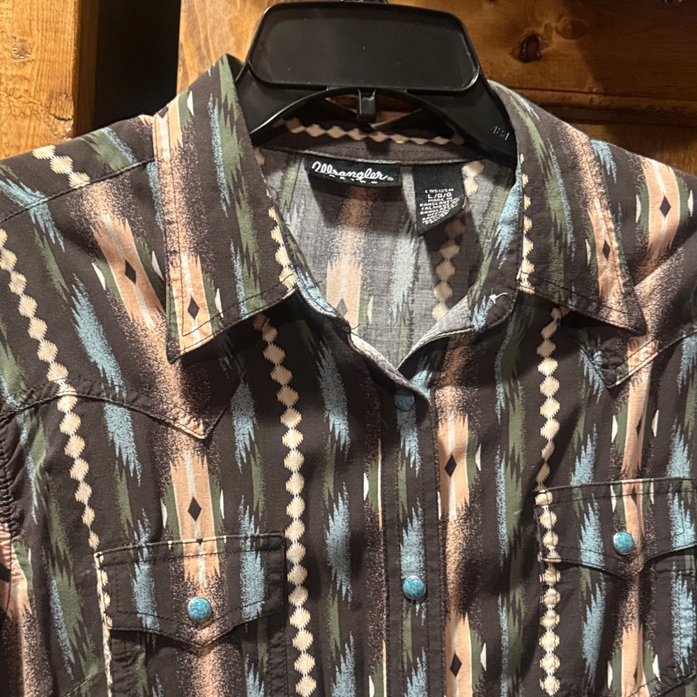 Chic Long Sleeve Patterned Blouse - image 8